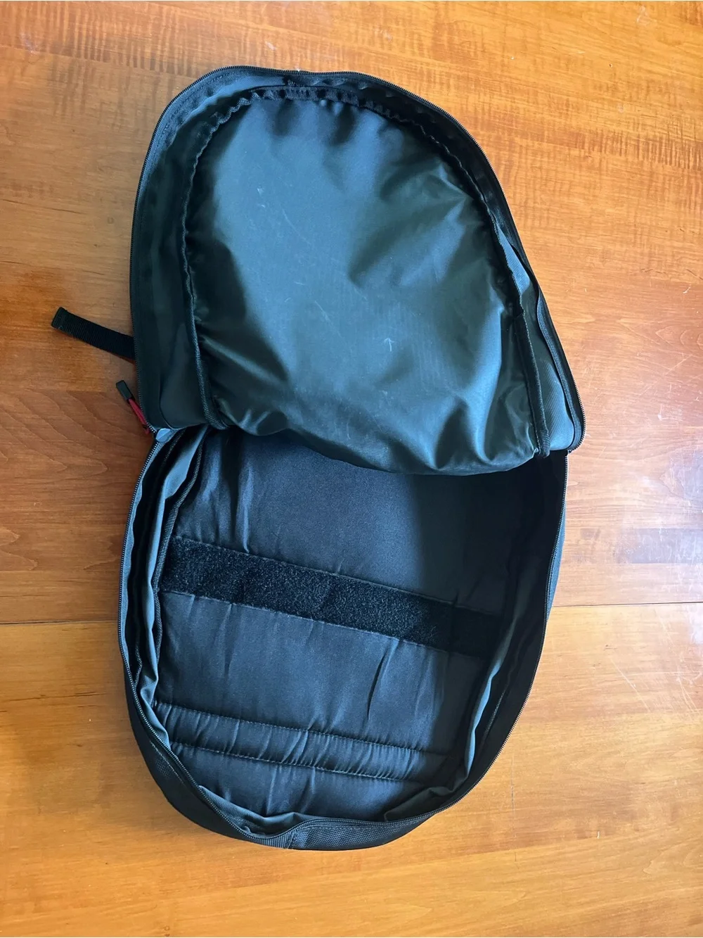 Wusthof Chef Backpack w/ 16 slot Knife Insert, 9” Honing Steel & 8” Chef Knife